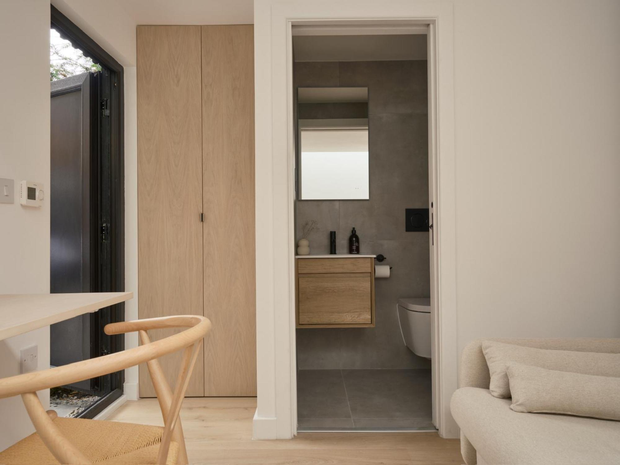Japandi Escape 3Br Designer Flat With Garden Apartment Oxford Exterior photo